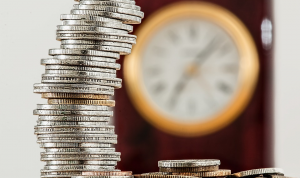 Оклады федеральных госслужащих могут вырасти в 2019 году