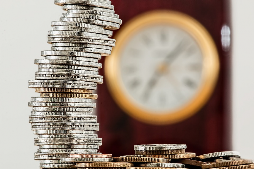 Оклады федеральных госслужащих могут вырасти в 2019 году