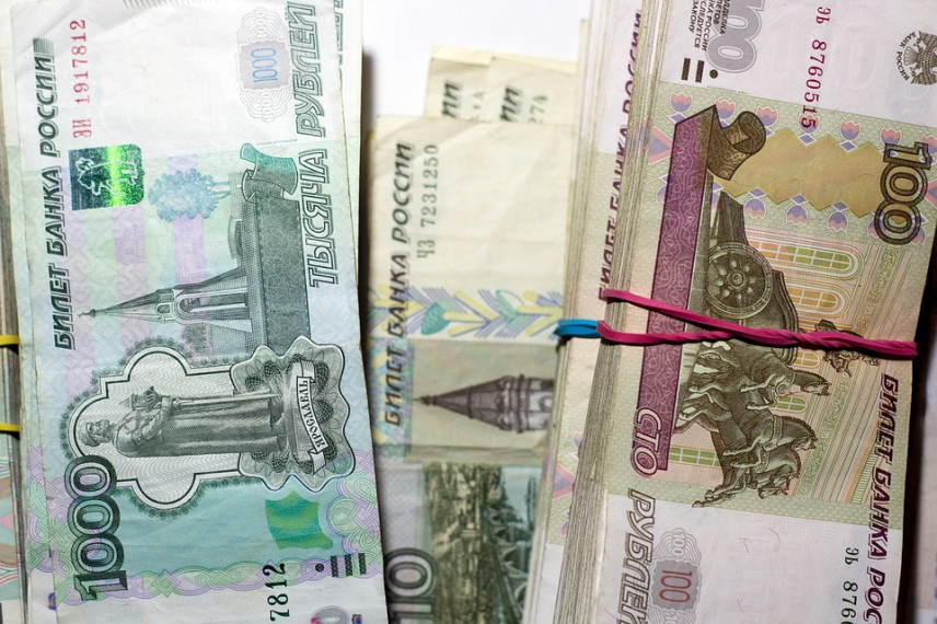 Реальные зарплаты россиян стали расти быстрее инфляции