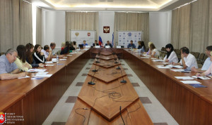 В Крыму стартовал цикл обучающих семинаров для муниципальных служащих республики