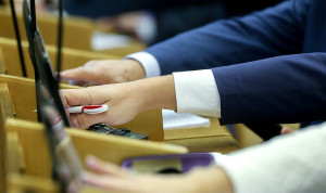 Чиновникам могут разрешить входить в правление НКО