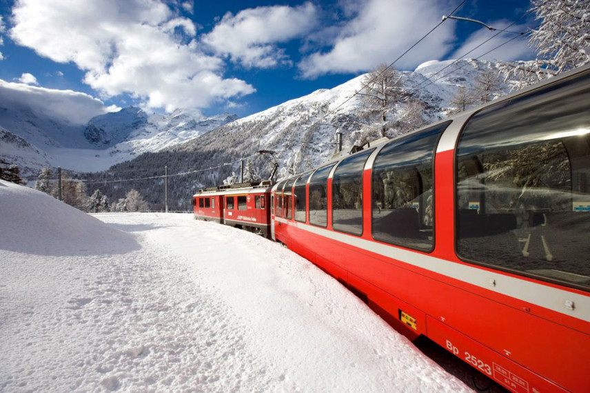 Чиновников Швейцарии пересадят с самолетов на поезда