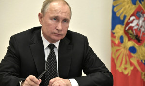 Президент создал рабочую группу для подготовки поправок в Конституцию
