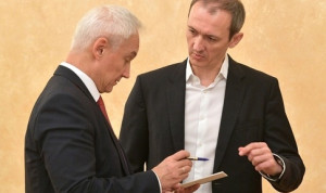 Вопросами госслужбы будет заниматься вице-премьер Григоренко