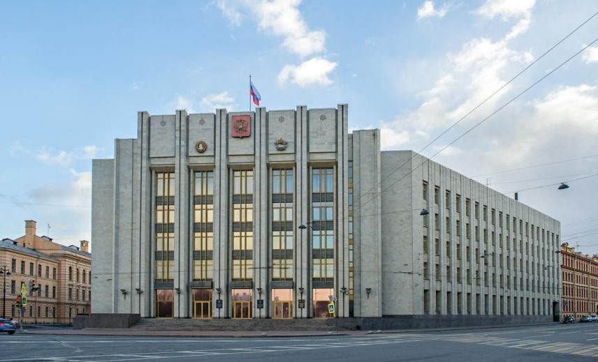 В Ленинградской области привлекут к госслужбе новые кадры