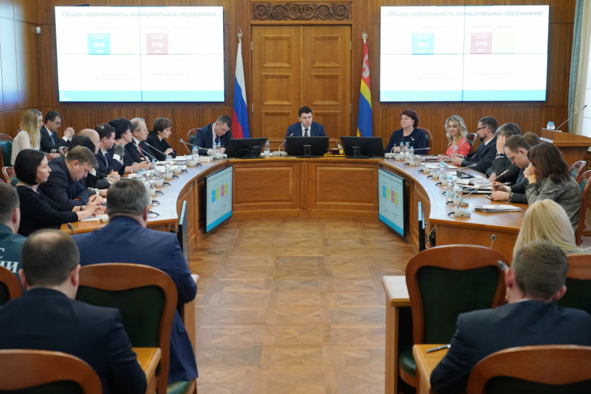 В Калининградской области объявлен ежегодный конкурс на звание лучшего госслужащего