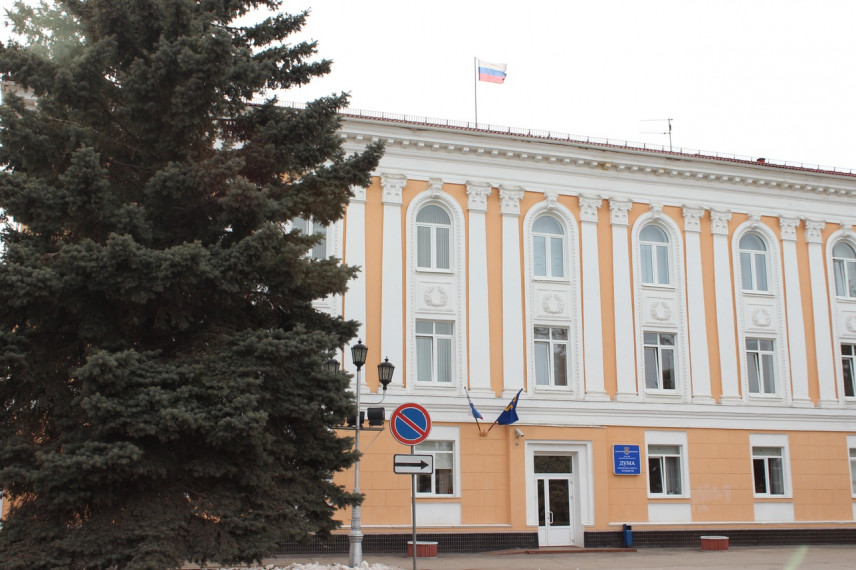Депутаты Тольятти предложили ограничить размер премии муниципальным служащим