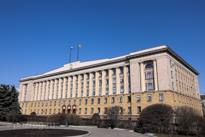 В Пензенской области определяют порядок принятия наградного оружия