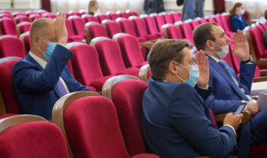 В Челябинской области приняли поправки в закон о регулировании муниципальной службы