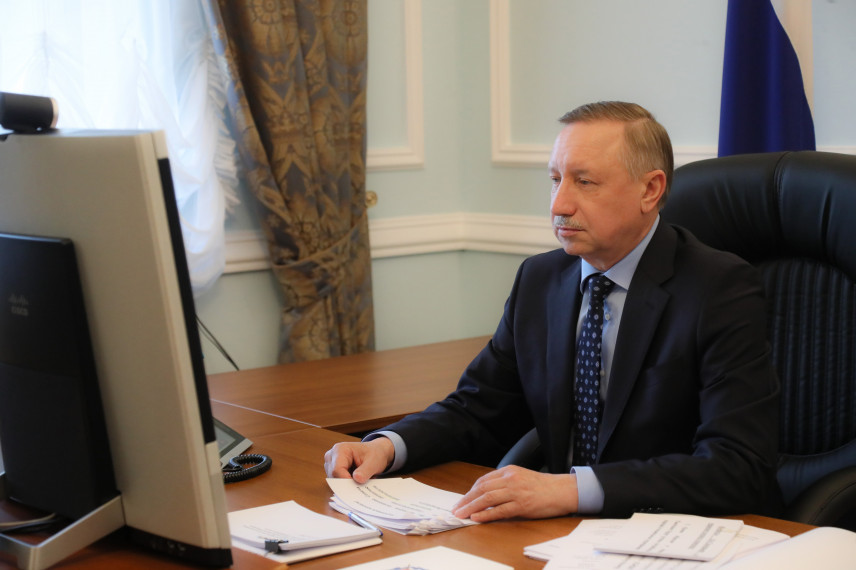 Губернатор Петербурга поздравил кадровиков с профессиональным праздником