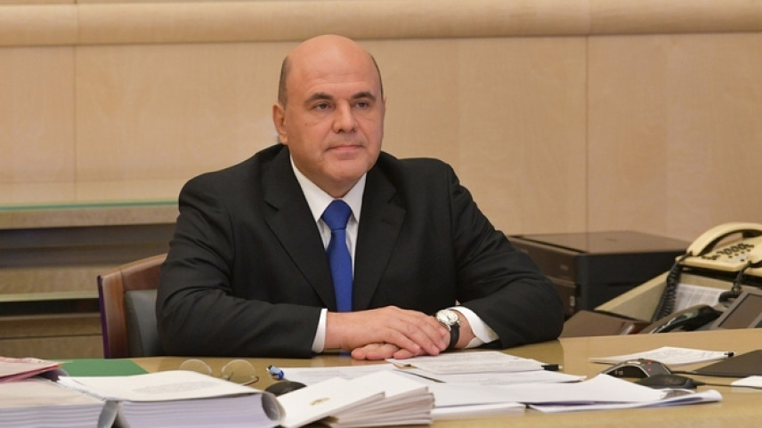 Премьер Мишуститн предложил использовать автомобильный парк чиновников для развоза пациентов с COVID-19