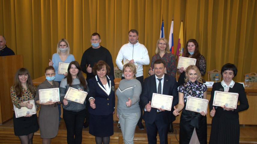 Выпускники программы подготовки управленческих команд Крыма из Ялты получили дипломы