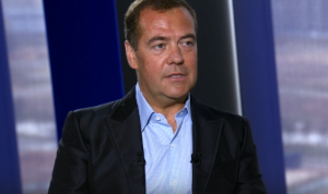 Дмитрий Медведев считает, что Москву нужно разгружать от госслужащих