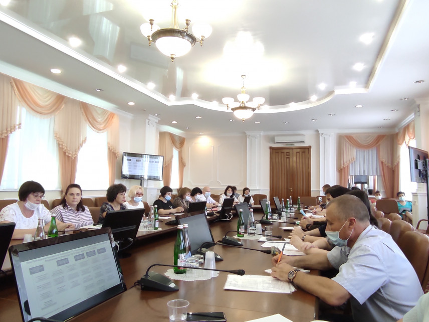 В Тамбовской области проектной работе обучили муниципальных служащих