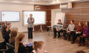 Молодые госслужащие Петербурга строят «новую траекторию» своей карьеры