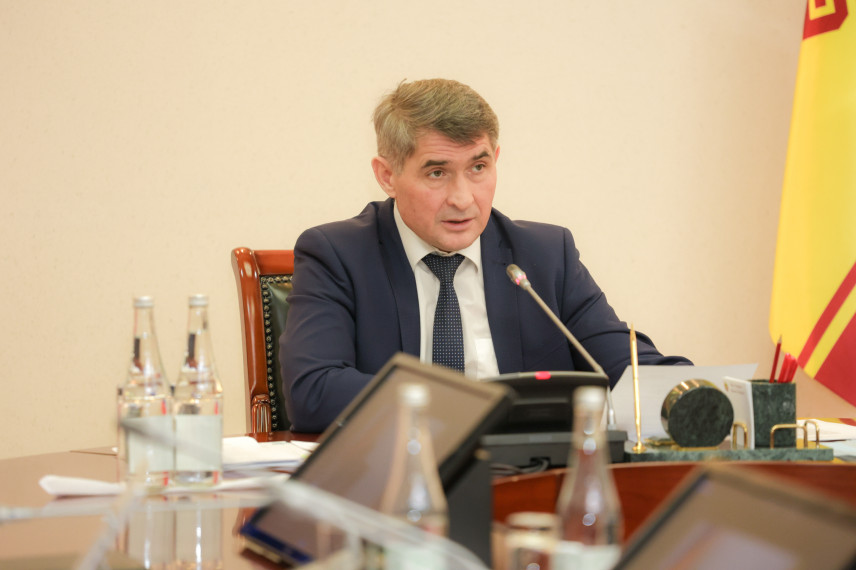 Глава Чувашии раскритиковал работу органов власти по информированию граждан о своей деятельности