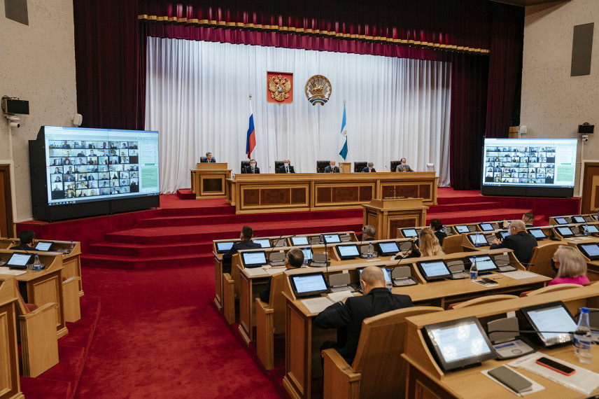 Чиновников Башкирии предложили штрафовать за долгие ответы на депутатские запросы