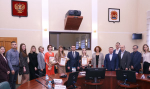 В Калининградской области наградили лучших госслужащих 2023 года