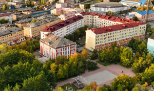 Почетное звание для работников ОМСУ учредили в Мурманской области
