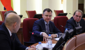 Глава Ростовской области Юрий Слюсарь призвал органы власти быть более открытыми