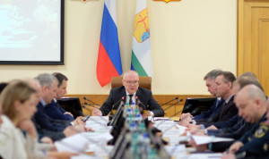 Губернатор Кировской области поручил усилить просветительскую работу по противодействию коррупции