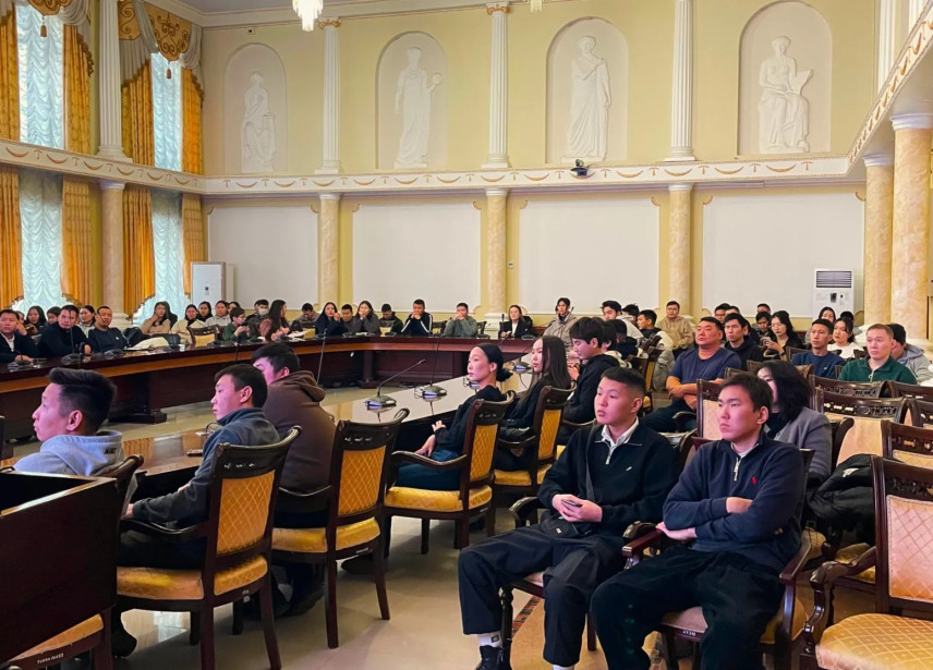В Якутии подвели итоги образовательного проекта для будущих контрактных управляющих