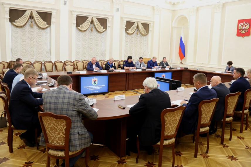 В Карелии обсудили координацию работы по противодействию коррупции