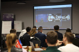 Глава Минвостокразвития обсудил с&nbsp;молодыми управленцами перспективы Дальнего Востока