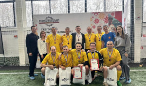 Сотрудники Администрации Главы Чувашии отличились в мини-футболе и перетягивании каната