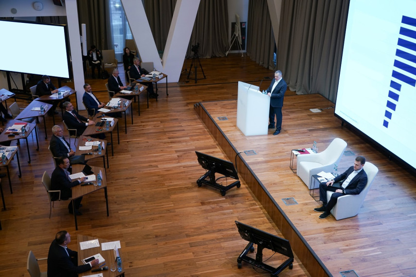 «Январские слушания» объединили глав регионов ДФО и федеральные ведомства для подведения итогов года