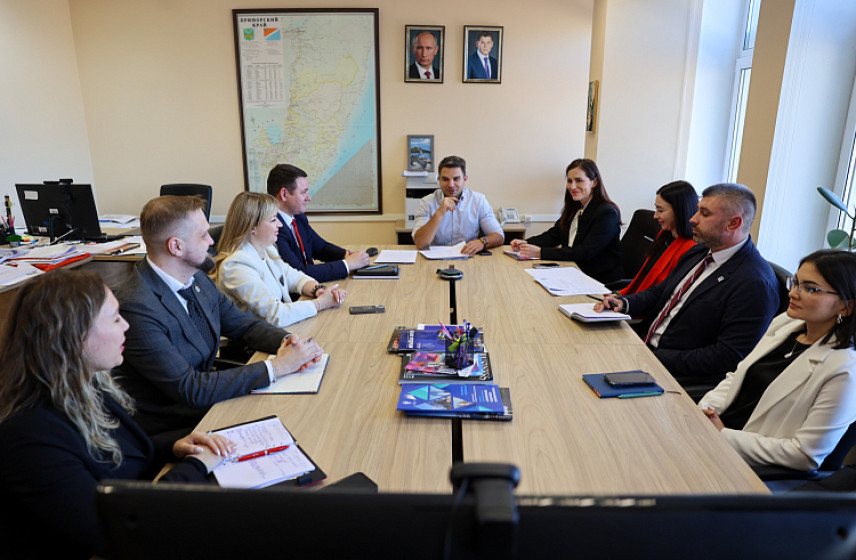 Курсанты программы «Муравьёв-Амурский 2030» проходят практику в органах власти Приморья