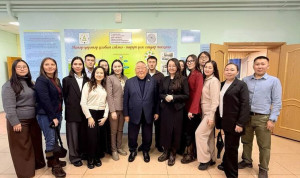 В Якутии молодые госслужащие встретились с сенатором