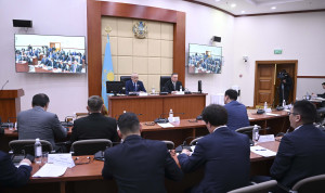 В Казахстане озадачились повышением привлекательности госслужбы