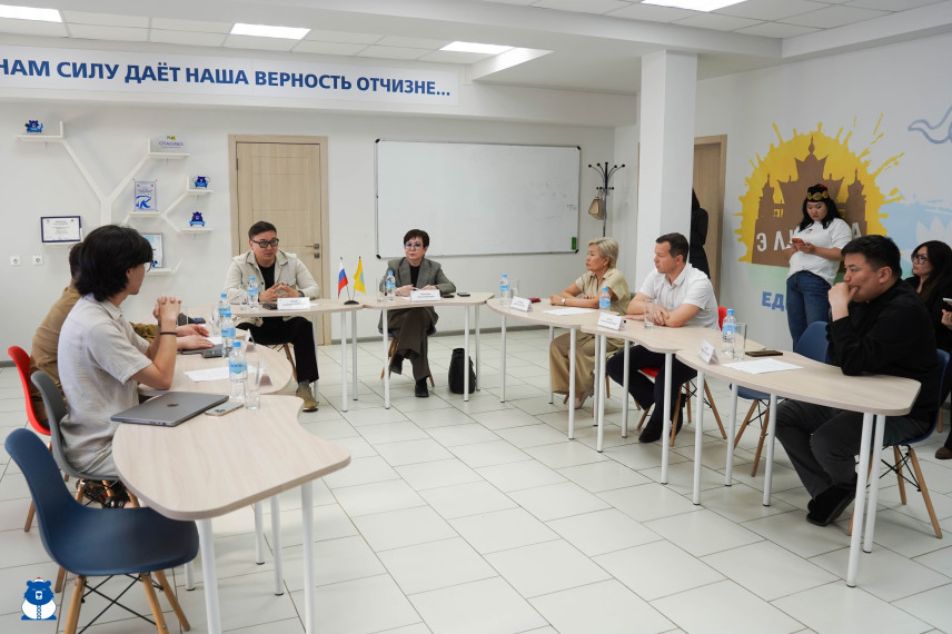 В Калмыкии обсудили будущее искусственного интеллекта в республике