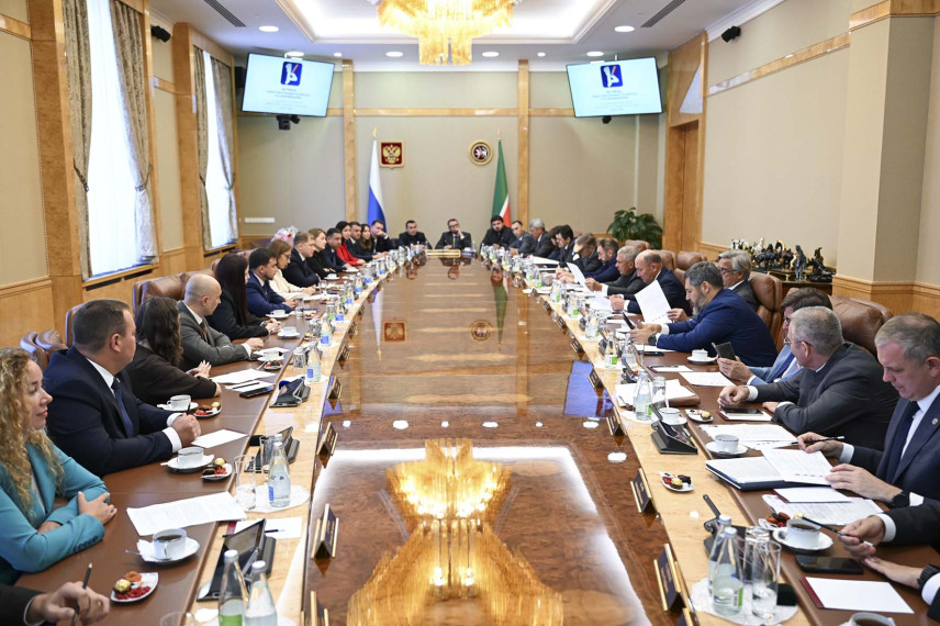 Глава Татарстана встретился с участниками нового состава кадрового резерва раиса республики