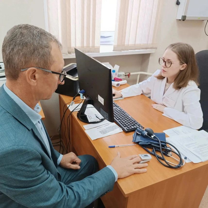 Управленческая команда Кузбасса проходит диспансеризацию