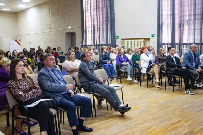 Муниципальные служащие Ростовской области стали участниками семинара по межэтническим отношениям